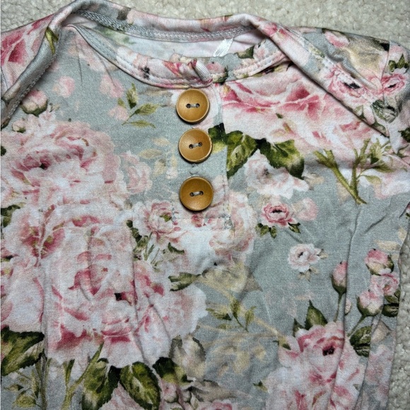 Posh Peanut Pink and Gray Floral knotted Gown with Headband Bow - Picture 3 of 13